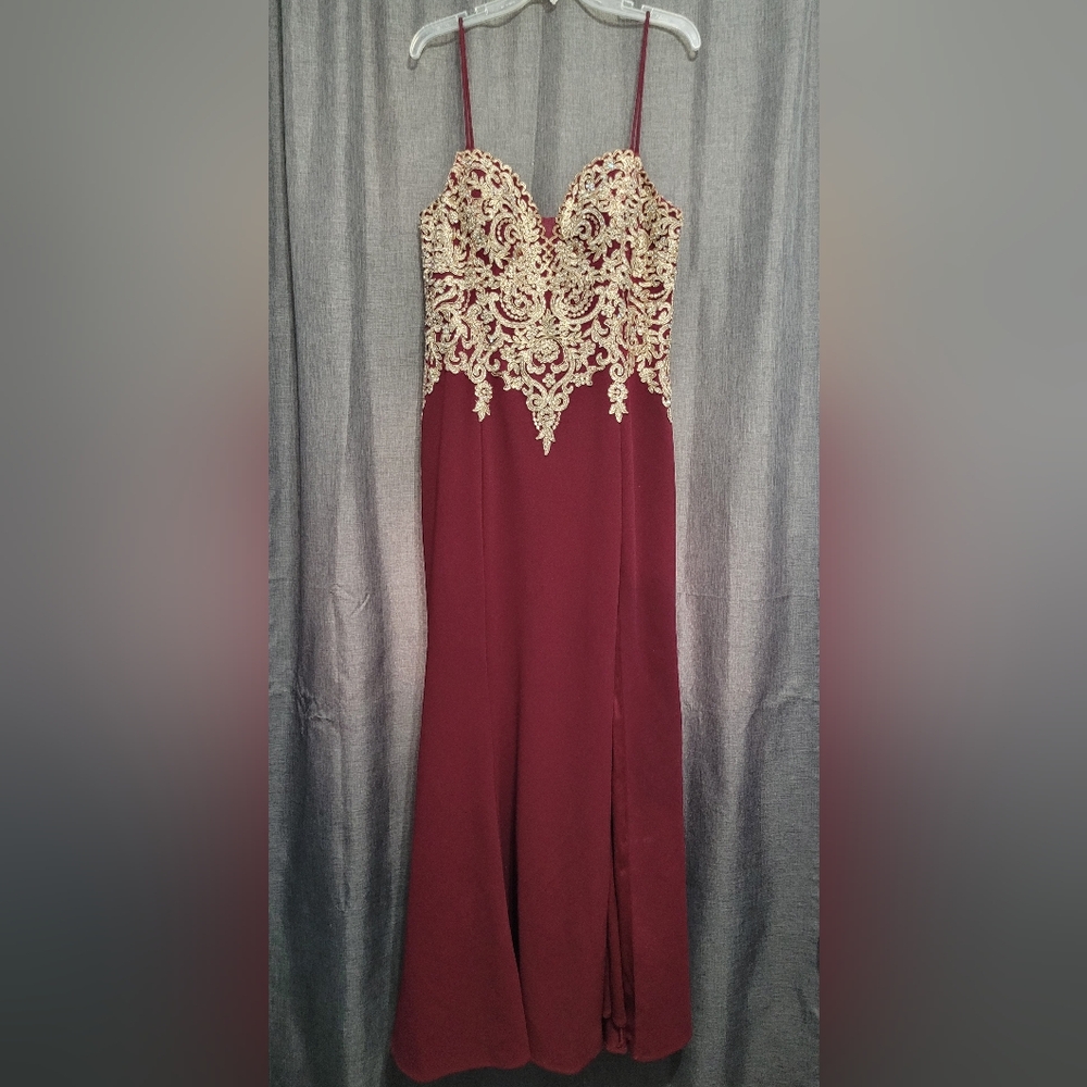 Let's XL Red Burgendy Gold Embroidered Jeweled Prom Cocktail Bridesmaid Dress